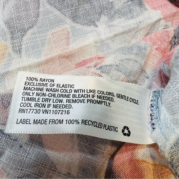 Isabel Maternity by Ingrid & Isabel Floral Smocked Tiered Maxi Dress. Size XS. - Picture 11 of 15